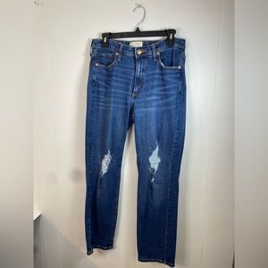 UNIVERSAL THREAD HIGH RISE SLIM STRAIGHT JEANS